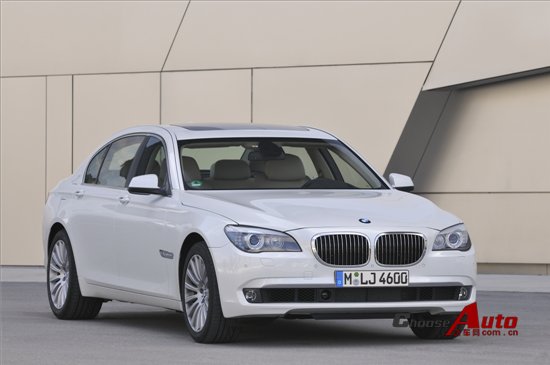 最高优惠7.7万元 豪华车一周降价排行榜