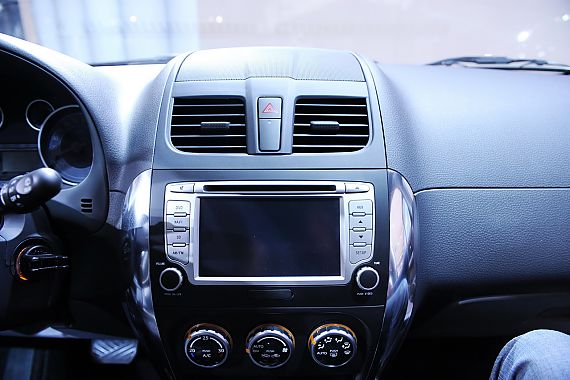 铃木天语SX4两厢