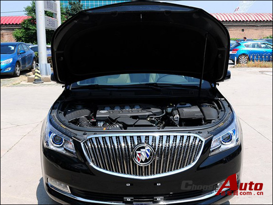 l sidi以及2.4l eassist智能油电混合动力四款高效动力组合.高清图片