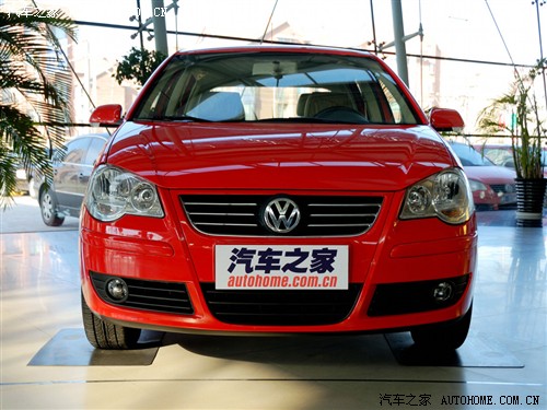 小车让利1万元 上海大众POLO 1.4AT详情