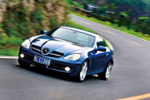 第一百零一次守候 试奔驰SLK350