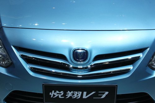 悦翔V3