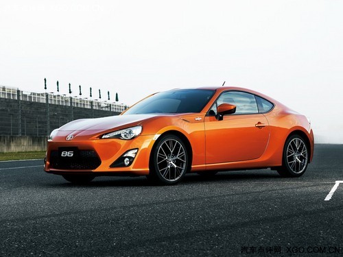 丰田gt86 vs福特福克斯st高清图片