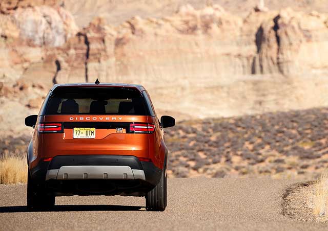 价格下探 硬汉变暖男 路虎全新一代发现上市