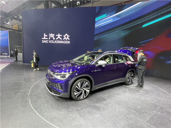 真七座新能源suv比途昂便宜上汽大众id6x上海出展