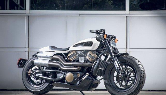 硬汉亮肌肉 哈雷全新巡航车custom 1250即将发布