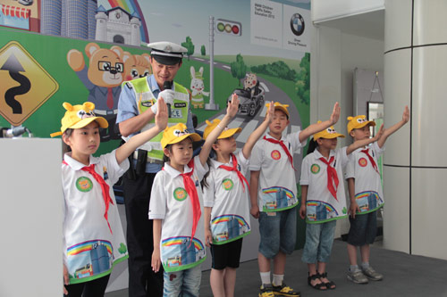 BMW儿童交通安全训练营济南站开营_选车网