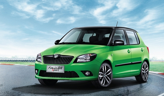 硬派风范受追捧+晶锐实力显本色