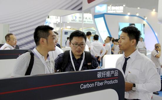 康得复材黑科技引爆第23届中国国际复合材料