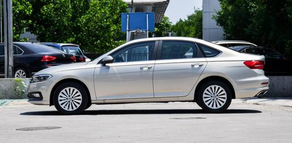 10万左右买什么车好?朗逸plus和帝豪GL应该怎