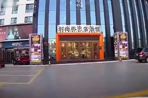 1551665638636073.png 图片8.png