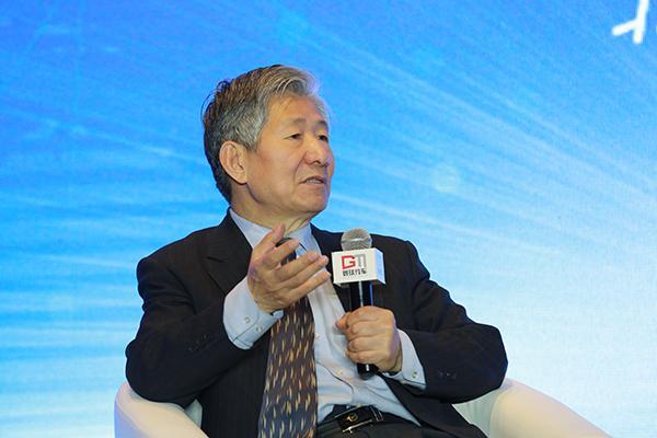 原国务院发展研究中心副主任 侯云春