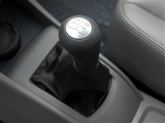长安汽车 悦翔 1.5mt 豪华型