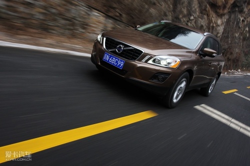 “三国杀”对比三款城市SUV Q5/SRX/XC60