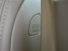 老将新兵的对决 奔腾B50对比中华H530