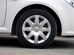 荣威 上海汽车 荣威350 2010款 350s 1.5自动讯达版