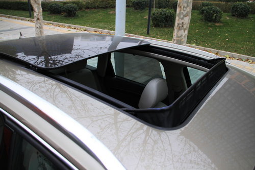�µ� Q5 2011��