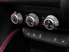 �׺��˶��������ſɰ� �µ�A1�Ա�MINI