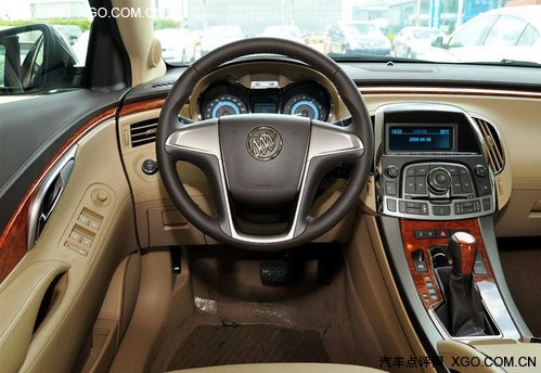 �ʸеĽ��� һ��-�������ڶԱȱ�˾�Խ