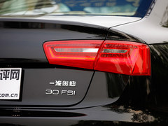��ս������λ ����˹��300C�ԱȰµ�A6L