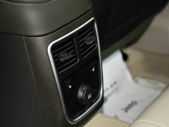 ��ս������λ ����˹��300C�ԱȰµ�A6L