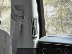 ��ս������λ ����˹��300C�ԱȰµ�A6L