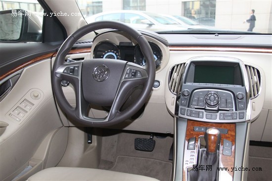 君越2.4L eAssist