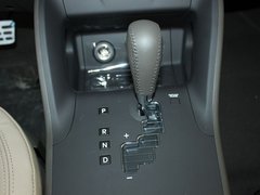 北京现代 ix35 2.4 GLS 2WD AT 挂档把手特写度特写