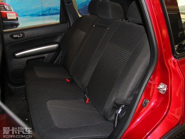 2015MX6