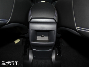 奔驰(进口)2015款奔驰B级 奔驰(进口)2015款奔驰B级