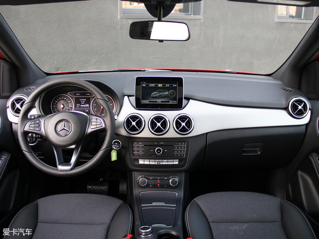 奔驰(进口)2015款奔驰B级 奔驰(进口)2015款奔驰B级