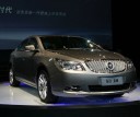 价格相差100元