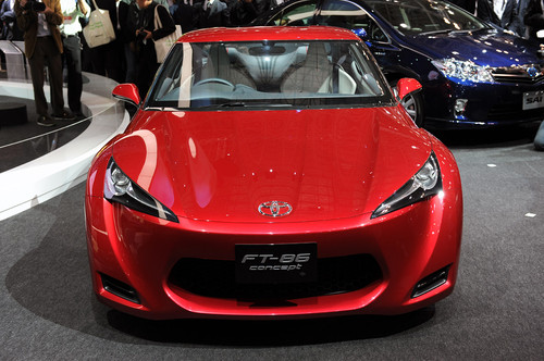 2011ĩͶ FT-86೵չ