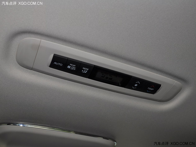 ��ѡ������ ���������°µ�������ָ��