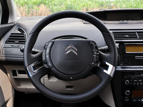 ѩ  VTS 1.6L Զ 