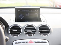 东风标致 408中控