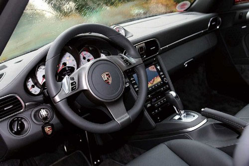  Լ911 Targa 4S