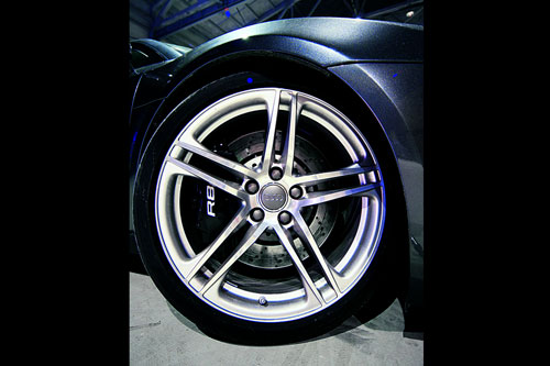 ҹδ롪ԼݳܳµR8 4.2FSI