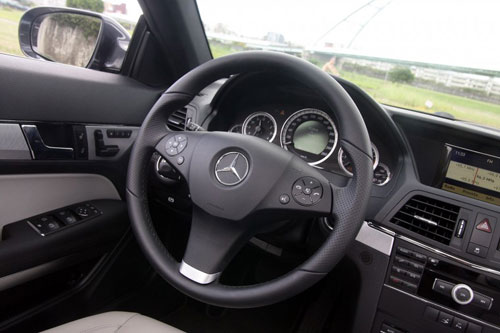 ԼݱE-Coupe 350
