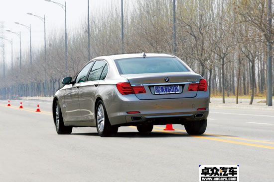 0-100km/hʱ5.53 ȲBMW 750Li  