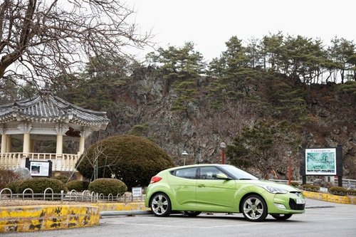  ԼִVeloster