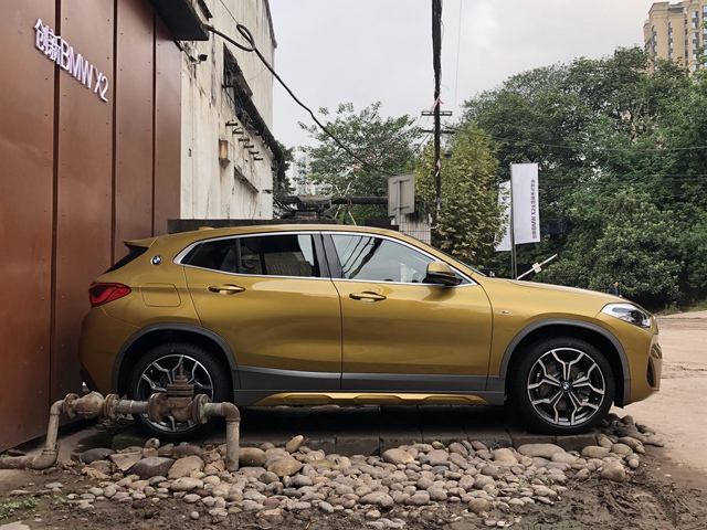  BMW X2Լ