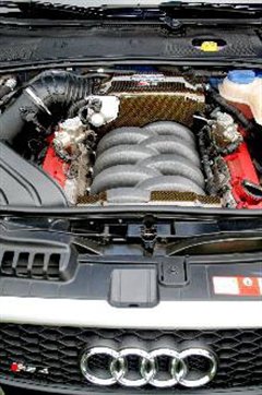 V8 C63 AMG vs. µRS4 ֮