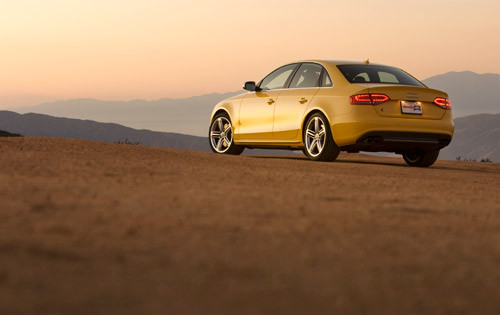 ۺʵԱȣµS4ԱȲԱ335i