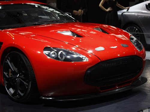 ˹-  Zagato V12