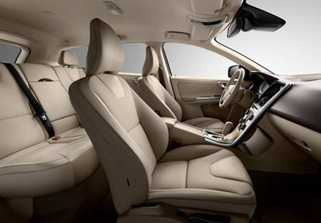 2012款沃尔沃xc60内饰