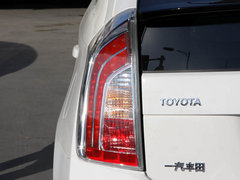 一汽丰田 普锐斯 1.8 CVT