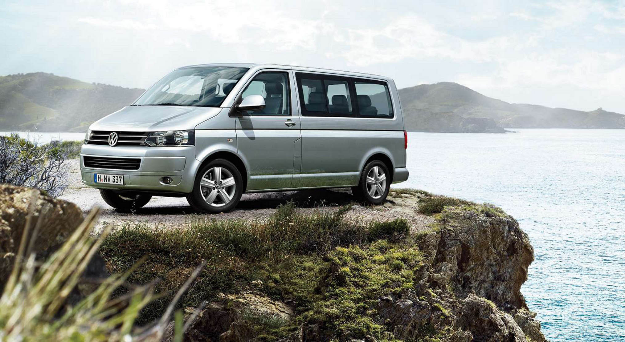 大众mpv凯路威上市 售35.7-37.6万