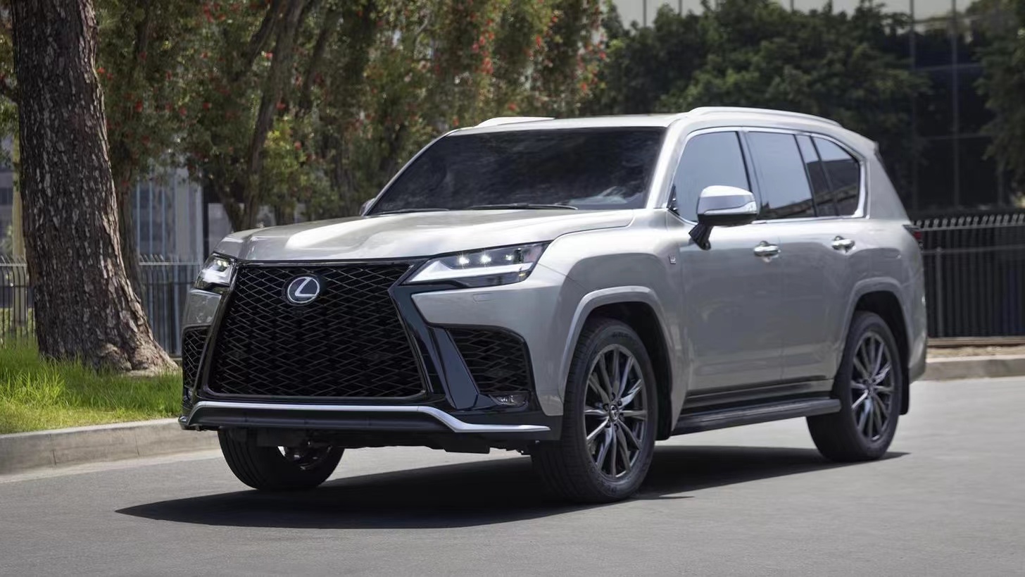 时隔十年终换代 雷克萨斯lx亮相洛杉矶车展