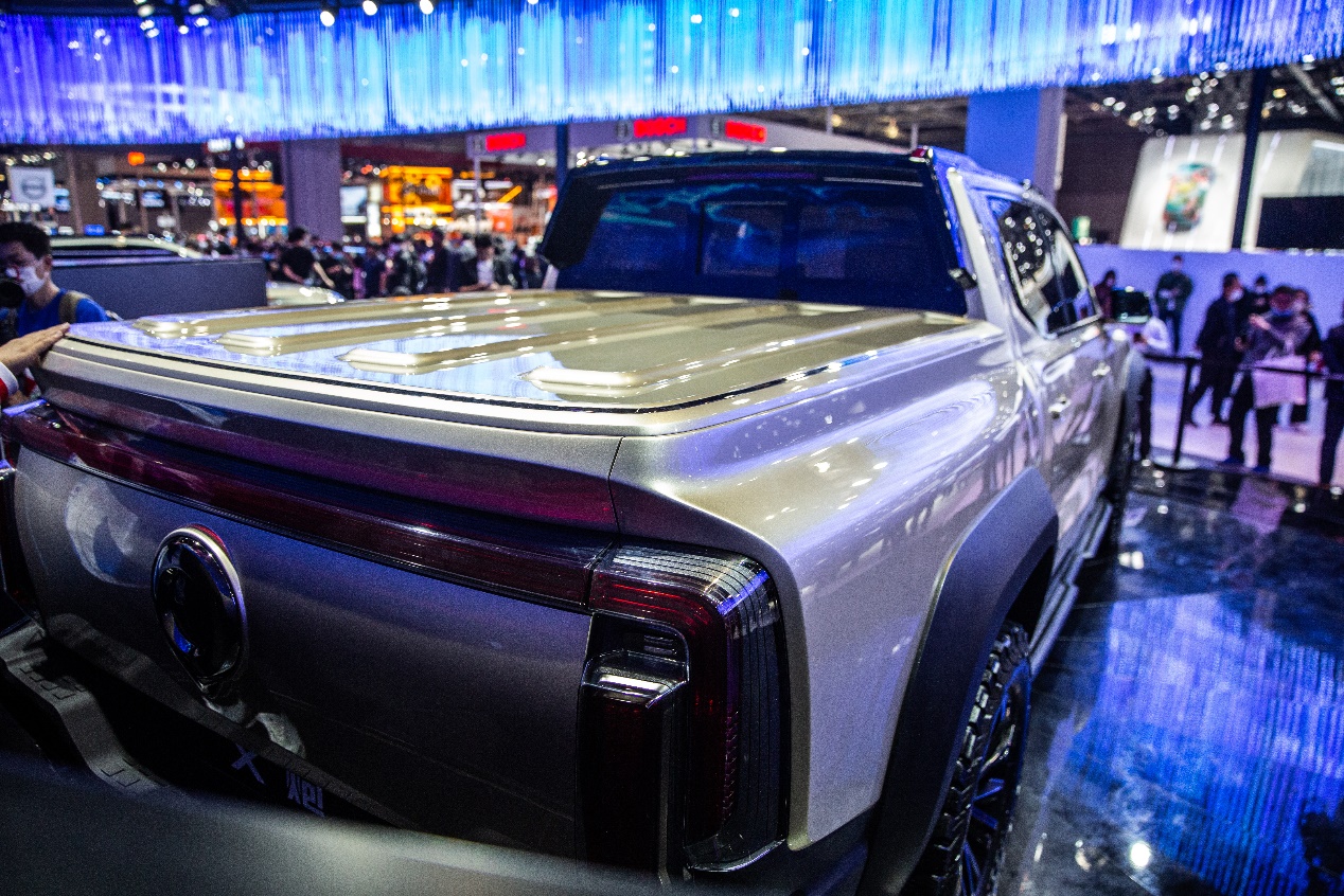 2021上海车展:长城全尺寸皮卡 x炮首发亮相